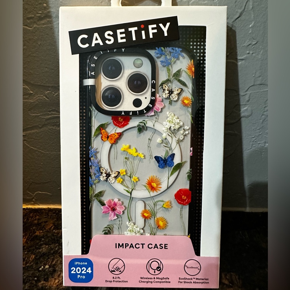 Casetify Floral Butterfly iPhone 16 Pro Case - Black Bumper